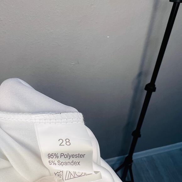 White Plunging Vneck Pants Jumpsuit Size Large - Picture 8 of 8